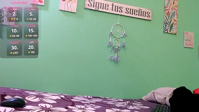 Snapshot of alisontitsmilk19 chatting on 11/22/25, 01:59 alisontitsmilk19 online show from 11/22/25, 01:59