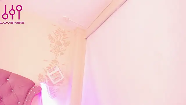 DaphneLloyd online show from 09/19/25, 02:35