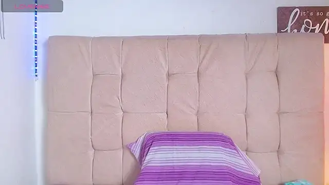 mildre303av online show from 03/17/25, 11:21