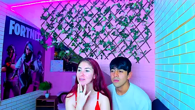 mildre303av online show from 12/15/25, 12:15