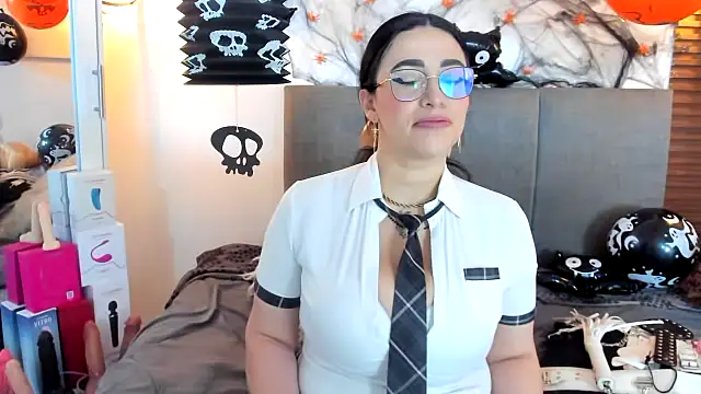 Scarleth swann online show from 10/24/25, 11:17