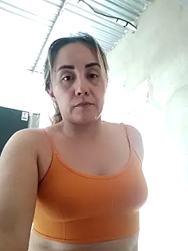 Isabel23zr online show from 11/21/25, 04:05