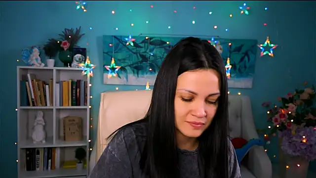 Snapshot of KarolinaRobinson chatting on 01/25/25, 05:51 KarolinaRobinson online show from 01/25/25, 05:51