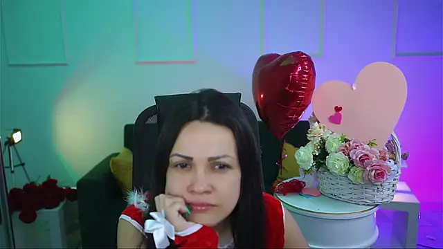 Snapshot of KarolinaRobinson chatting on 02/13/25, 03:14 KarolinaRobinson online show from 02/13/25, 03:14