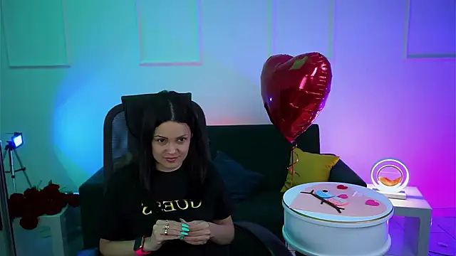 Snapshot of KarolinaRobinson chatting on 02/13/25, 06:16 KarolinaRobinson online show from 02/13/25, 06:16