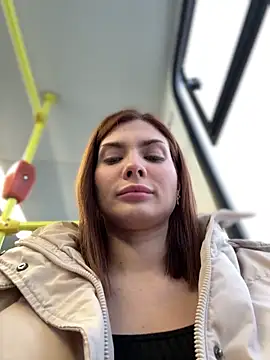 Snapshot of Accole chatting on 02/09/25, 06:43 Accole online show from 02/09/25, 06:43