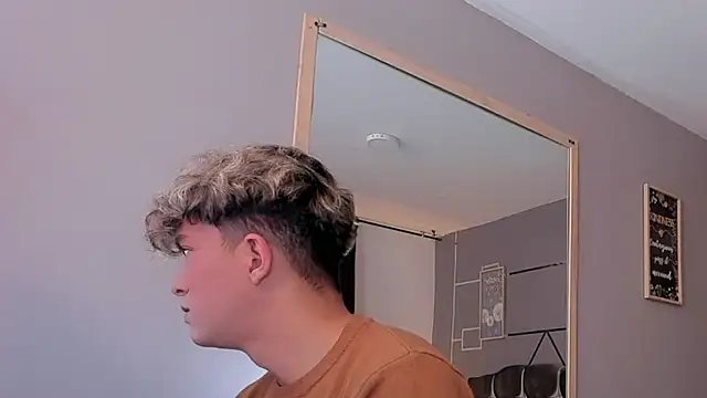 Snapshot of ANDRIUS_24 chatting on 01/30/25, 01:10 ANDRIUS 24 online show from 01/30/25, 01:10