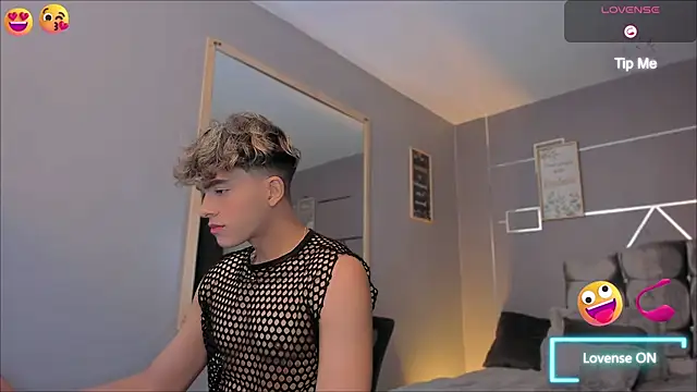 Snapshot of ANDRIUS_24 chatting on 02/05/25, 01:00 ANDRIUS 24 online show from 02/05/25, 01:00