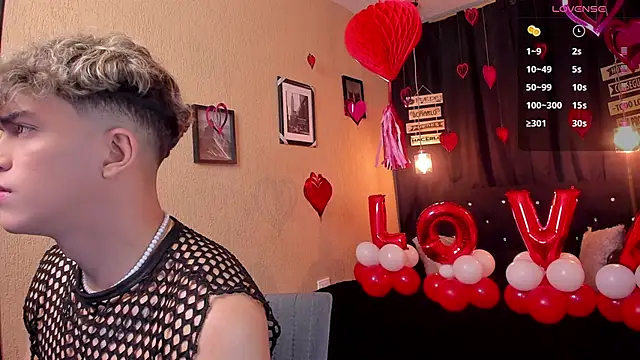 Snapshot of ANDRIUS_24 chatting on 02/15/25, 01:38 ANDRIUS 24 online show from 02/15/25, 01:38