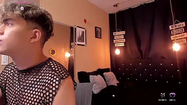 Snapshot of ANDRIUS_24 chatting on 02/24/25, 01:21 ANDRIUS 24 online show from 02/24/25, 01:21