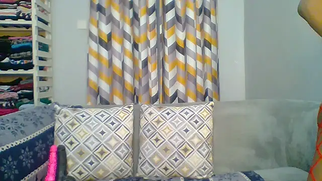 Petite 254 online show from 03/16/26, 01:59