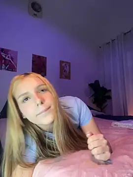 AlinaCarter online show from 10/15/25, 11:49