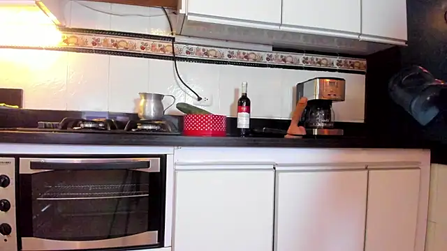 Snapshot of Hotsamantamature chatting on 02/28/25, 08:07 Hotsamantamature online show from 02/28/25, 08:07