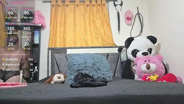 Snapshot of Hotsamantamature chatting on 09/18/25, 10:34 Hotsamantamature online show from 09/18/25, 10:34