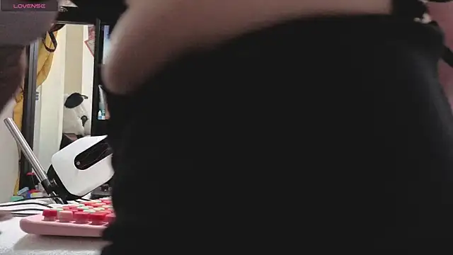 Snapshot of Hotsamantamature chatting on 10/27/25, 09:19 Hotsamantamature online show from 10/27/25, 09:19