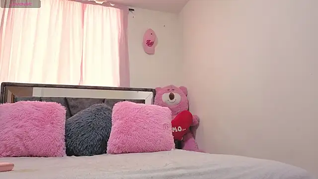 Snapshot of Hotsamantamature chatting on 10/30/25, 08:42 Hotsamantamature online show from 10/30/25, 08:42