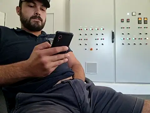 Leonormaldick online show from 07/20/26, 10:18