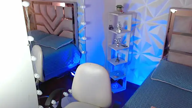 Jonesliam23 online show from 04/07/26, 07:58