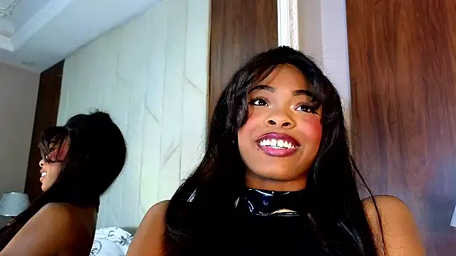 Snapshot of adaraSmiith chatting on 12/03/24, 06:06 adaraSmiith online show from 12/03/24, 06:06