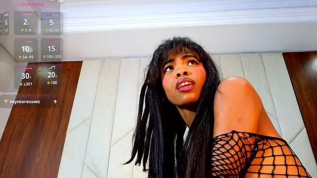 Snapshot of adaraSmiith chatting on 12/07/24, 02:46 adaraSmiith online show from 12/07/24, 02:46