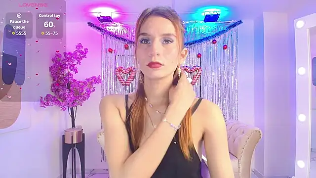 Snapshot of Tamara_slimx chatting on 12/19/25, 11:01 Tamara slimx online show from 12/19/25, 11:01