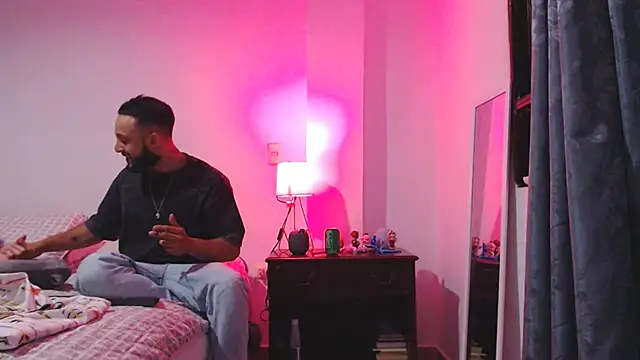 Sanit Di online show from 03/12/26, 03:12