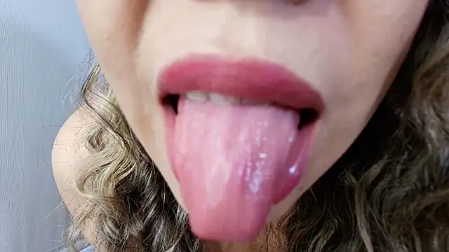 marie hss online show from 07/06/26, 02:03