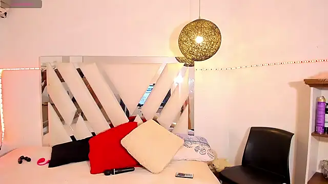 rose scottt online show from 02/26/25, 12:03