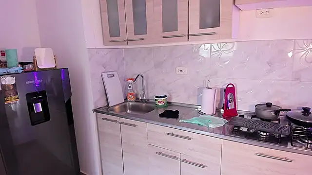 rose scottt online show from 03/22/26, 05:38