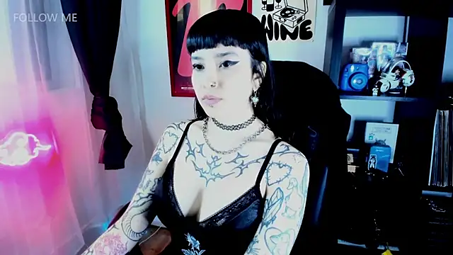 Demongirl6666 online show from 04/11/26, 06:45