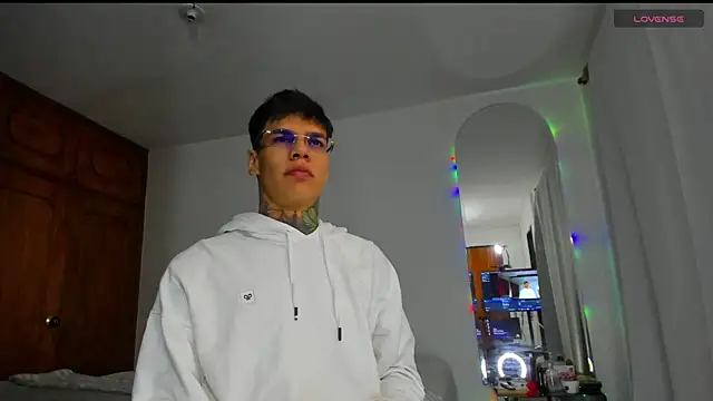 Snapshot of Jordyrodriiguez chatting on 02/06/25, 03:27 Jordyrodriiguez online show from 02/06/25, 03:27