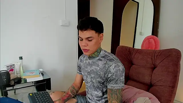 Snapshot of Jordyrodriiguez chatting on 10/30/25, 07:47 Jordyrodriiguez online show from 10/30/25, 07:47