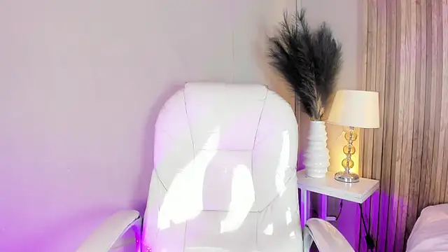 HannaKarson online show from 03/11/26, 11:38