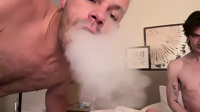 Snapshot of FrankieKentucky chatting on 11/12/25, 11:54 FrankieKentucky online show from 11/12/25, 11:54