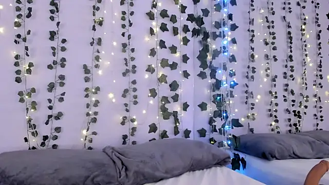 Snapshot of Natasha_Nasty2 chatting on 01/09/25, 02:43 Natasha Nasty2 online show from 01/09/25, 02:43