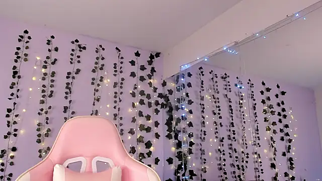 Snapshot of Natasha_Nasty2 chatting on 01/09/25, 11:24 Natasha Nasty2 online show from 01/09/25, 11:24