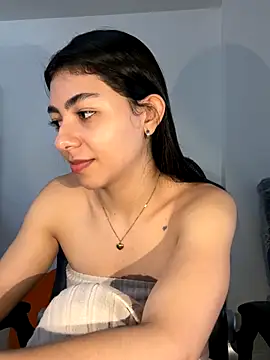 Liissa cute  online show from 11/04/25, 04:39