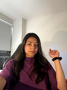 Liissa cute  online show from 11/28/25, 05:48