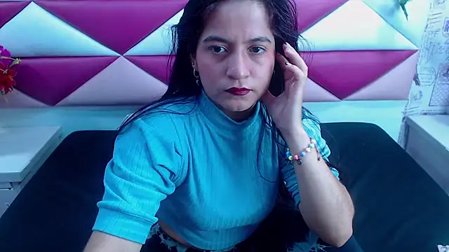 Snapshot of MariaClay chatting on 01/25/25, 11:55 MariaClay online show from 01/25/25, 11:55