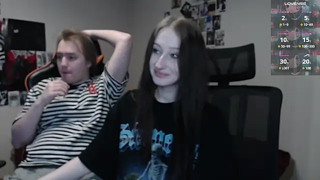 Snapshot of camcoupbang chatting on 02/18/25, 10:58 camcoupbang online show from 02/18/25, 10:58