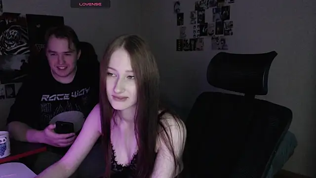 Snapshot of camcoupbang chatting on 09/08/25, 10:20 camcoupbang online show from 09/08/25, 10:20