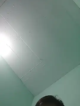 Snapshot of Luisf1267 chatting on 12/04/25, 04:00 Luisf1267 online show from 12/04/25, 04:00