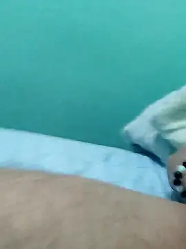 Snapshot of Luisf1267 chatting on 12/16/25, 02:49 Luisf1267 online show from 12/16/25, 02:49