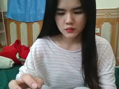 Yin-girl online show from 01/03/25, 11:57