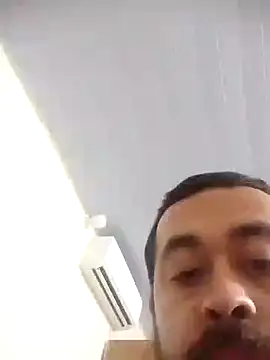 Snapshot of juanbenitez2 chatting on 03/16/25, 12:44 juanbenitez2 online show from 03/16/25, 12:44