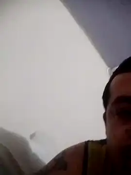 Snapshot of juanbenitez2 chatting on 03/18/25, 05:20 juanbenitez2 online show from 03/18/25, 05:20