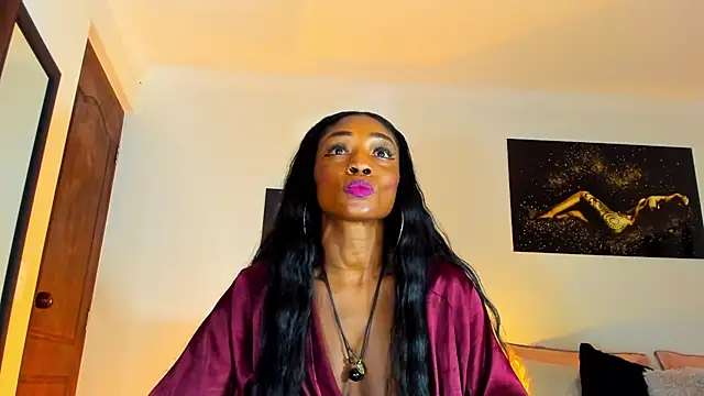 KimberlyBanks2 online show from 10/02/25, 10:17