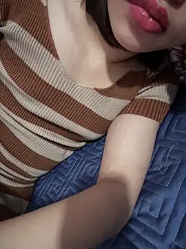 Snapshot of Wettpussyxx chatting on 12/20/25, 02:51 Wettpussyxx online show from 12/20/25, 02:51