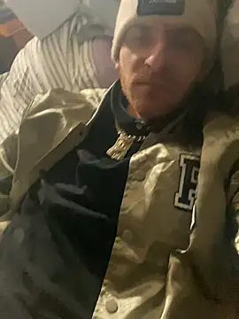 Snapshot of CityBoy75211 chatting on 02/15/25, 09:38 CityBoy75211 online show from 02/15/25, 09:38