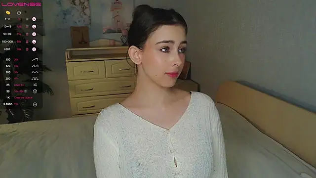 cosmosbaby online show from 11/30/25, 02:10